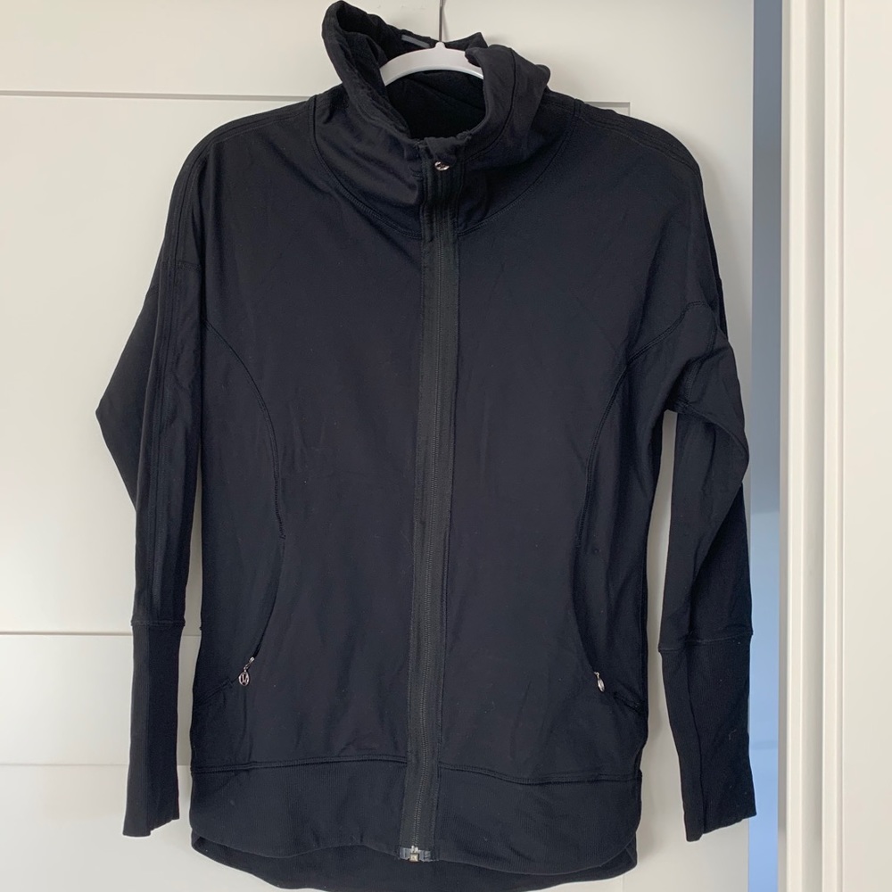 Lululemon lightweight jacket